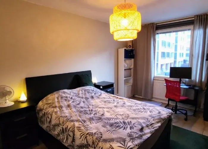 Cosy Big 2 Kitchen Bathtub Parking Big Tv Huoneisto