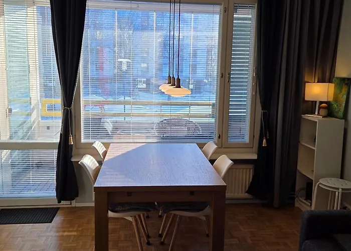 Cosy Big 2 Kitchen Bathtub Parking Big Tv * Helsinki